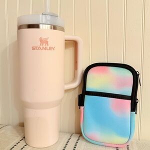 Stanley - Pale Pink Insulated Water Bottle with Pouch